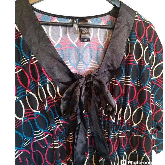 Bisou Bisou Red Blue Black Stretch V Neck Short Sleeve Satin Trim Tie Tunic XL - Picture 6 of 8